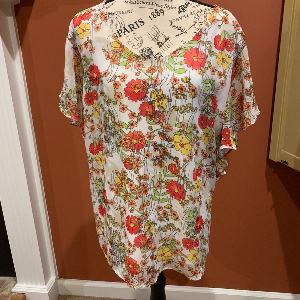 Pretty Cato short sleeved blouse 26/28w